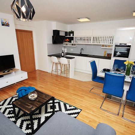 Apartman Ela Makarska Exterior photo
